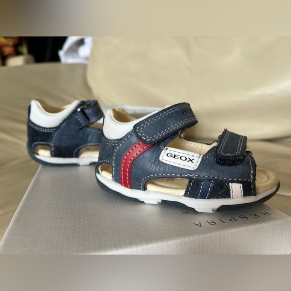 Geox baby leather shoes first steps size 19 - Picture 4 of 10